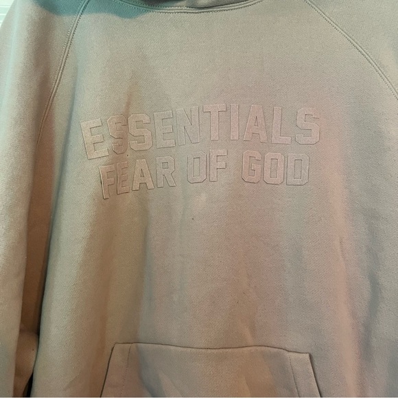 Essentials Fear of God men’s hoodie. Size Large. - Picture 6 of 8